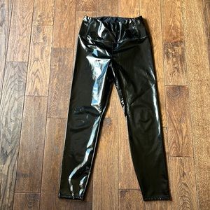 Aritzia Wilfred free leggings